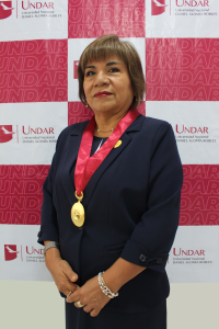 Foto de la vicepresidenta de investigación de la Comisión Organizadora de la UNDAR