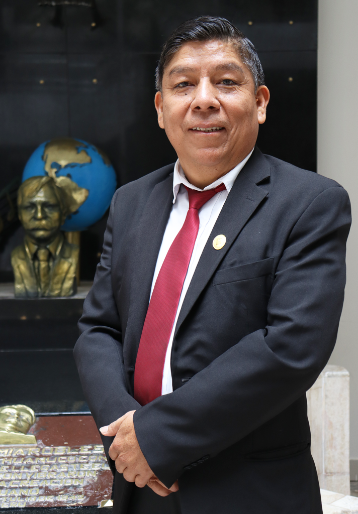 Foto del Dr. Fredy Romulo Marcelini Morales