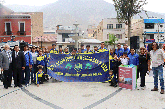 Banner de noticia: Fotos de la Maratón de Lectura 2024