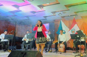 Banner de noticia: Fotos de la Noche de Música Tradicional Huanuqueña