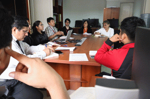 Banner de noticias: Fotos de la reunión para revisar asignaciones presupuestarias de la VPA, VPI y decanaturas