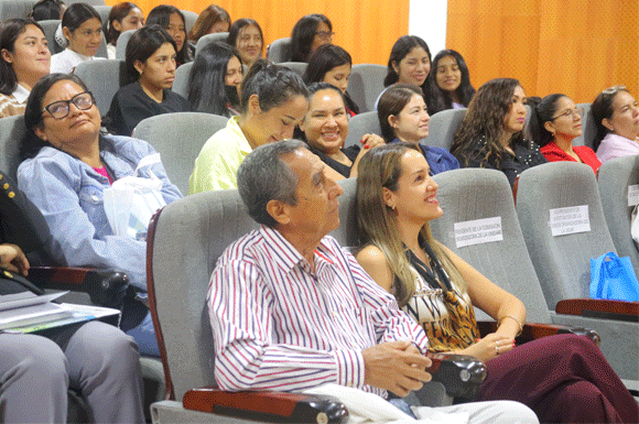 LA UNDAR PARTICIPÓ COMO SOCIO ESTRATÉGICO EN EL ENCUENTRO DE MUJERES INNOVAFEM HUÁNUCO 2025