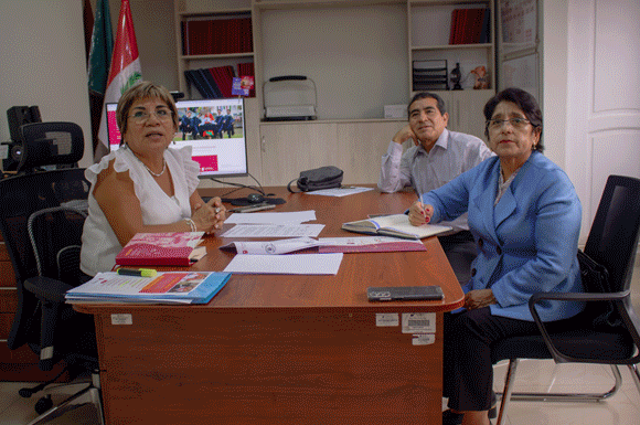Banner de noticias: fotos de la instalación del comité de evaluación de docentes investigadores