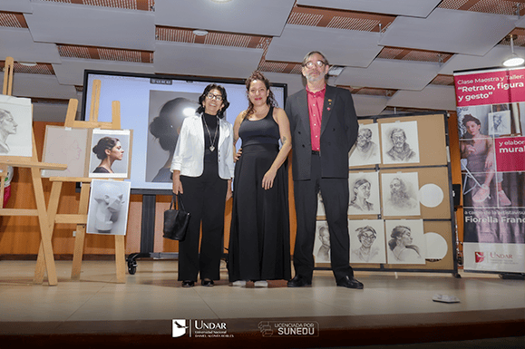 UNDAR IMPULSA LA FORMACIÓN ARTÍSTICA CON CLASE MAESTRA Y TALLER “RETRATO, FIGURA Y GESTO”